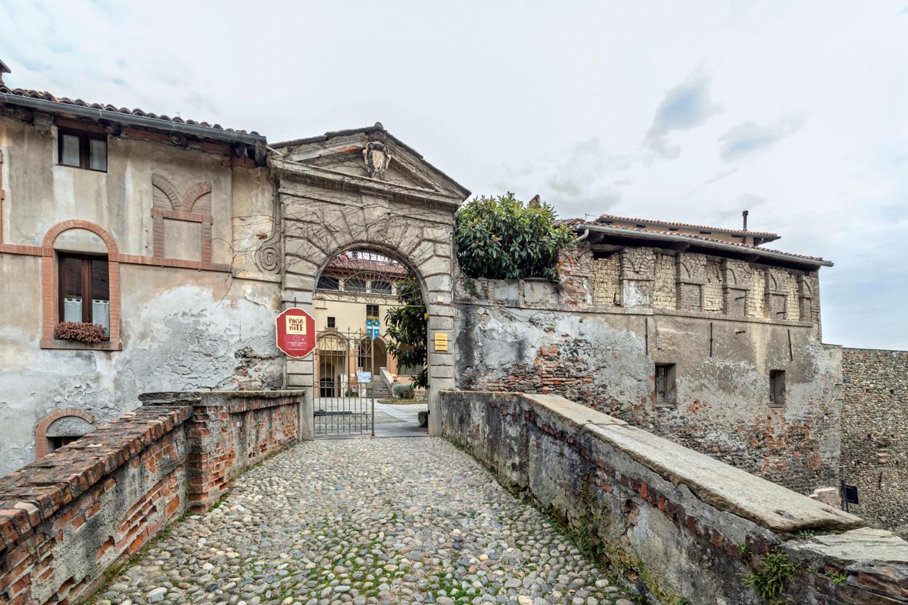 Appartamento Palazzo Dei Duchi Avigliana Dış mekan fotoğraf